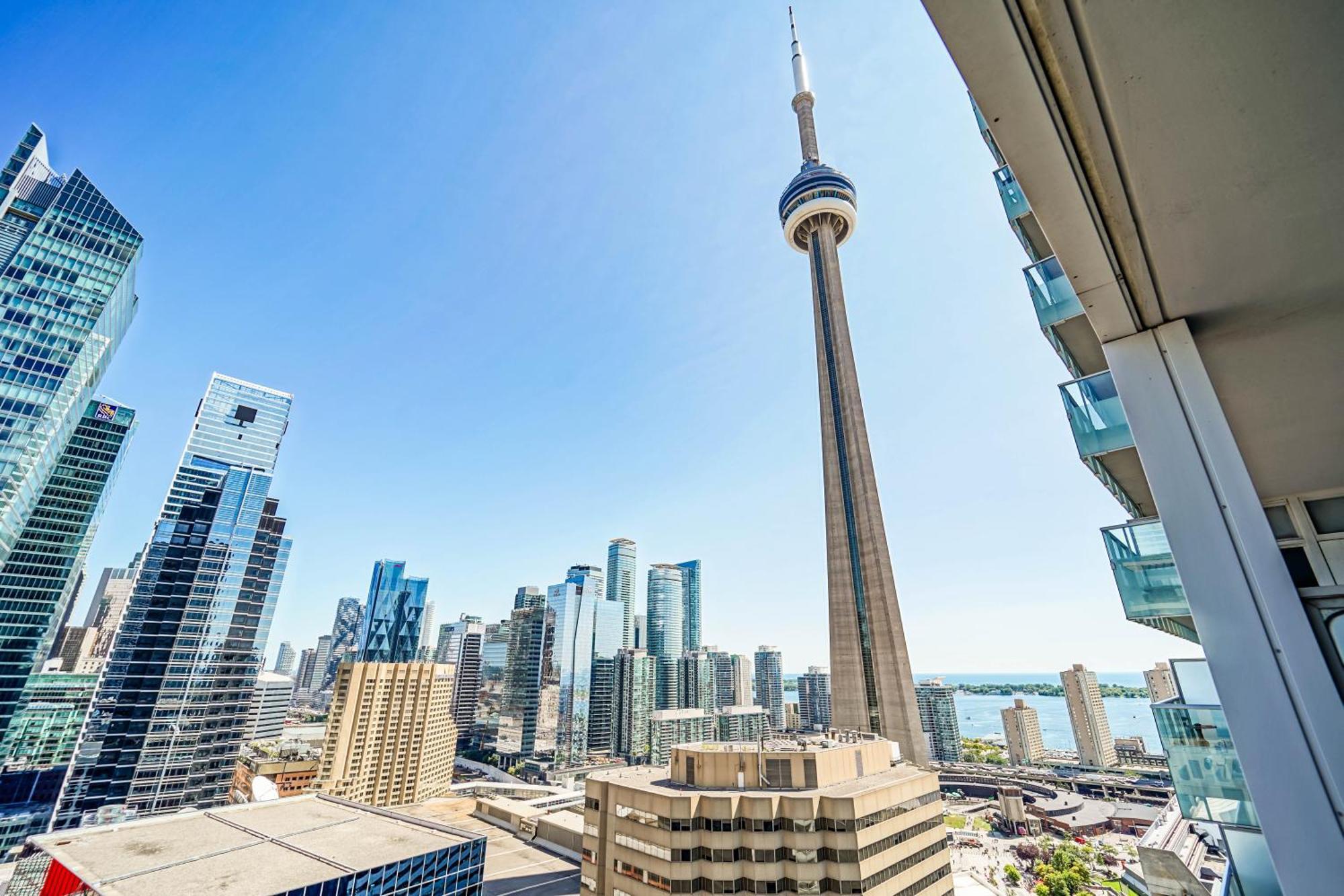 Chol Furnished Suites Heart Of Downtown Toronto, 2 Beds, Free Parking, Cn Tower View Exteriér fotografie