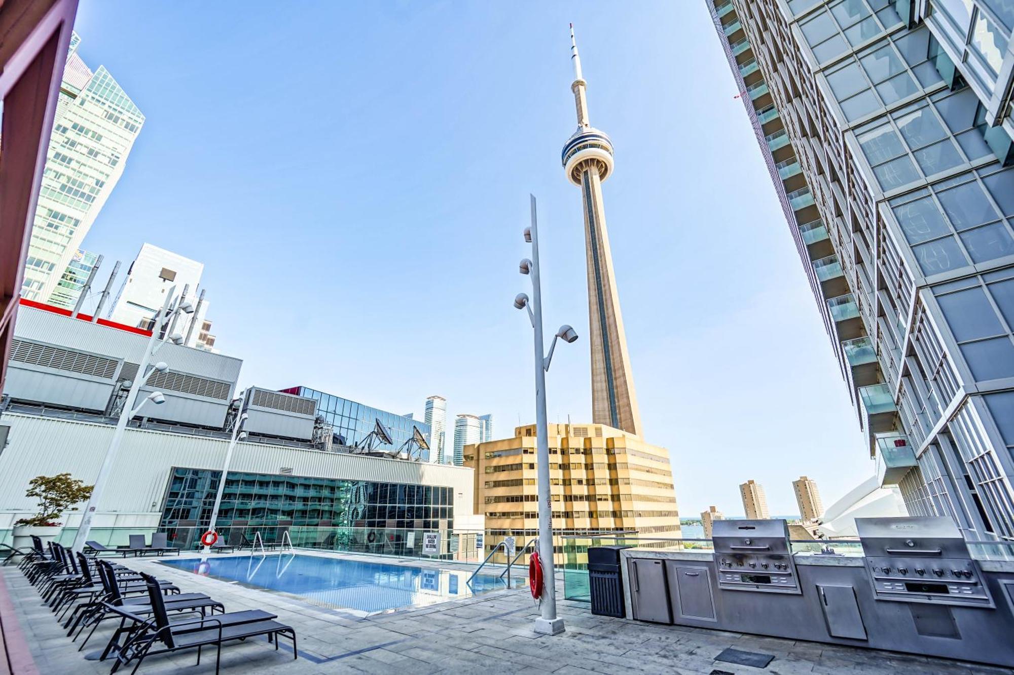 Chol Furnished Suites Heart Of Downtown Toronto, 2 Beds, Free Parking, Cn Tower View Exteriér fotografie