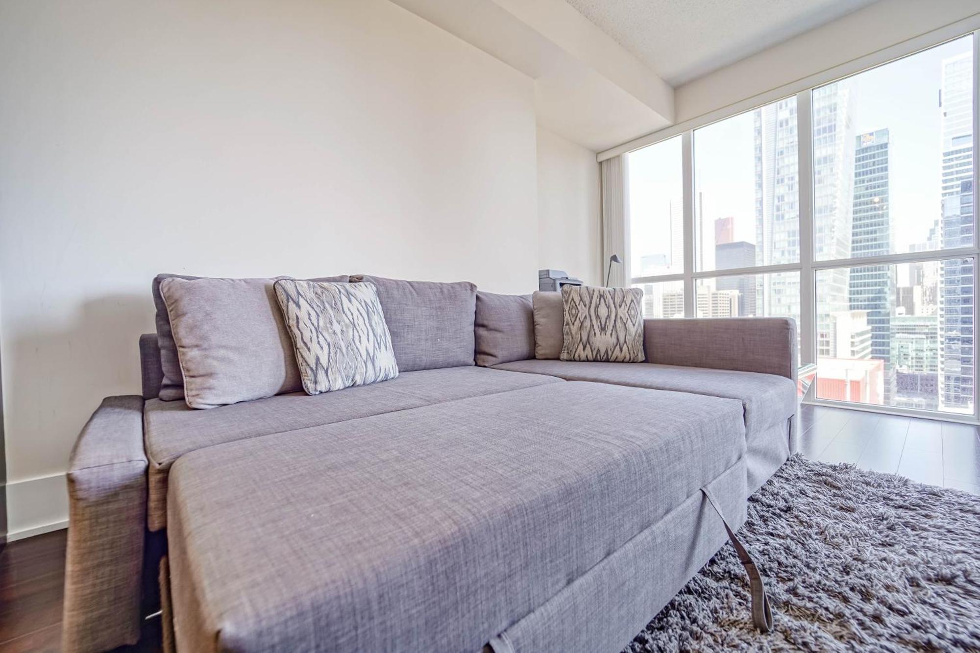 Chol Furnished Suites Heart Of Downtown Toronto, 2 Beds, Free Parking, Cn Tower View Exteriér fotografie