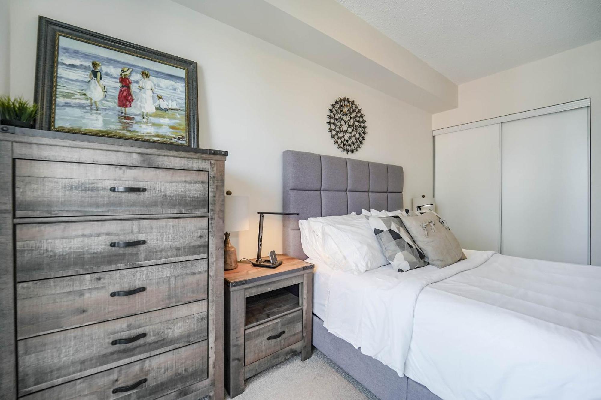 Chol Furnished Suites Heart Of Downtown Toronto, 2 Beds, Free Parking, Cn Tower View Exteriér fotografie